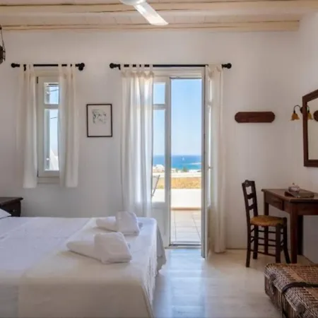Iolite By Rocks Estates Πάρος